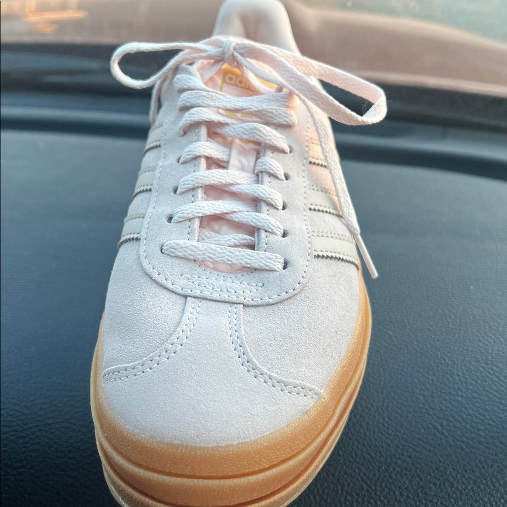 Adidas Kids Gazelle Platform Sneakers in Cream/Blush and Gold